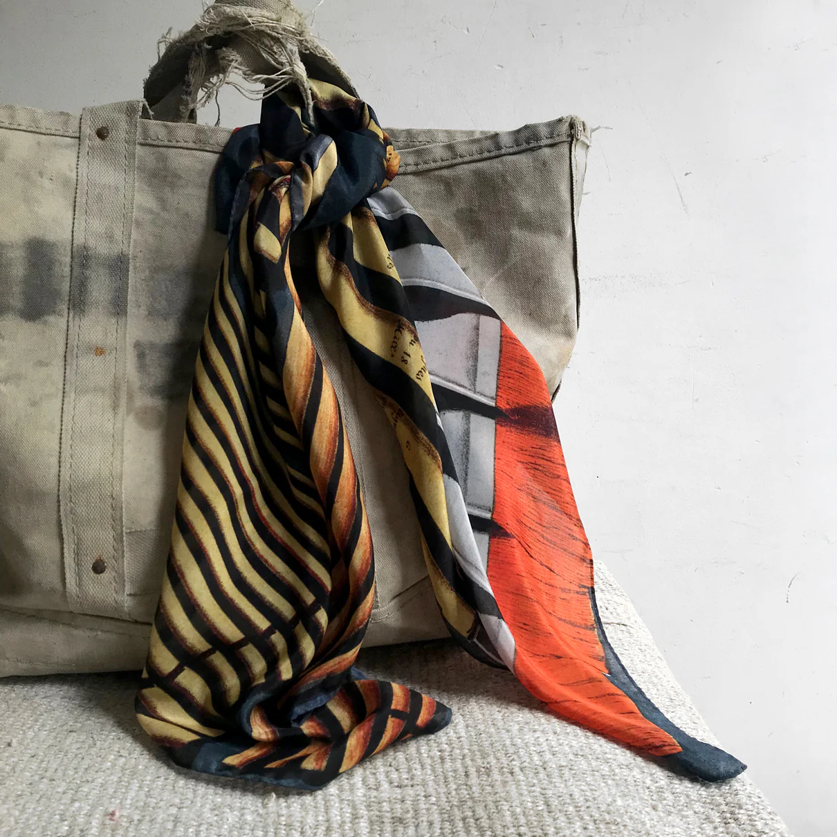 Brosses en Maitre 81 Silk Scarf - Image 4