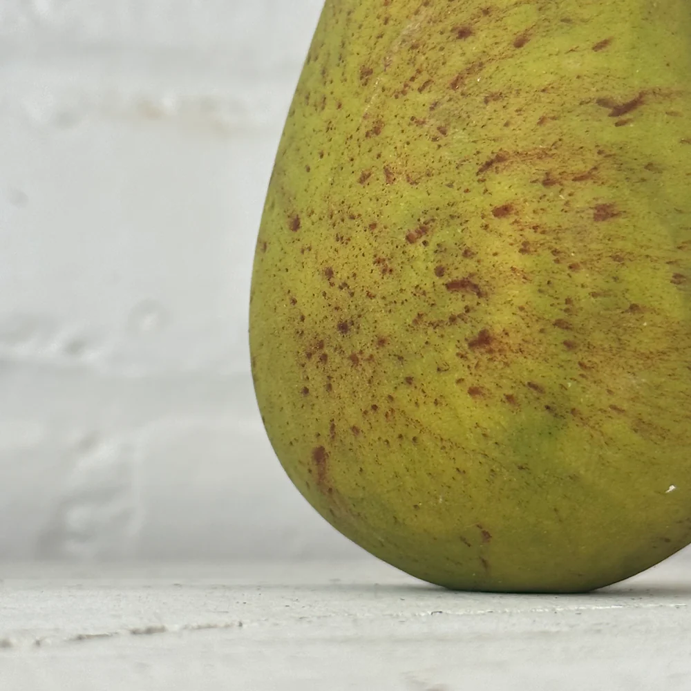 Carrara Marble Green Pear - Image 3
