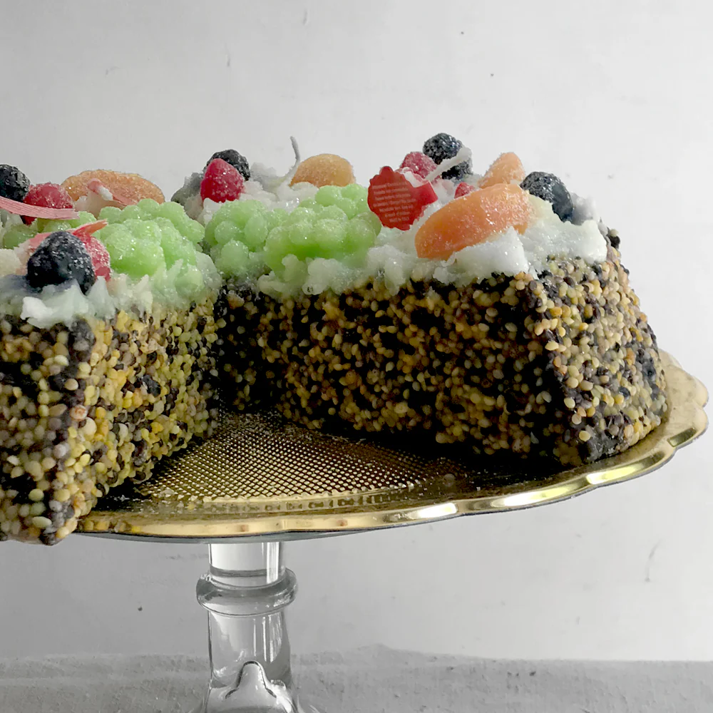 Torta Candita a Fette Chocolate Cake Slice with Fruit Candle - Image 5