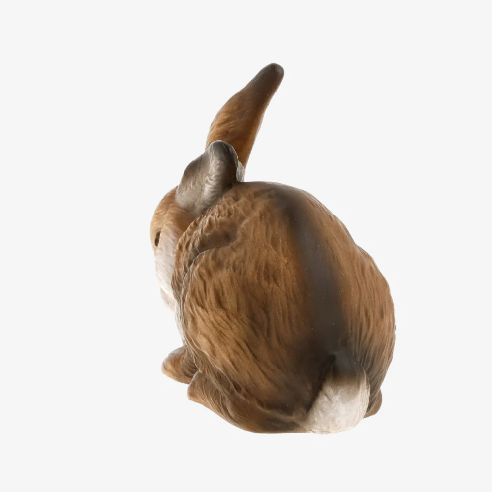 Cowering Brown Easter Hare - Image 2