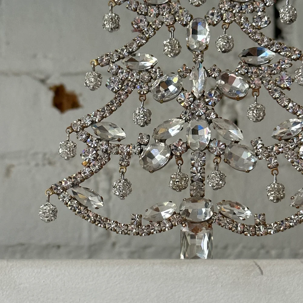 Crystal Jeweled Tree in Clear with Moving Baubles - Image 2