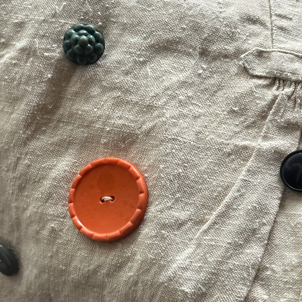 Custom 19th-century Linen Night Shirt with Vintage Buttons (#7) - Image 4