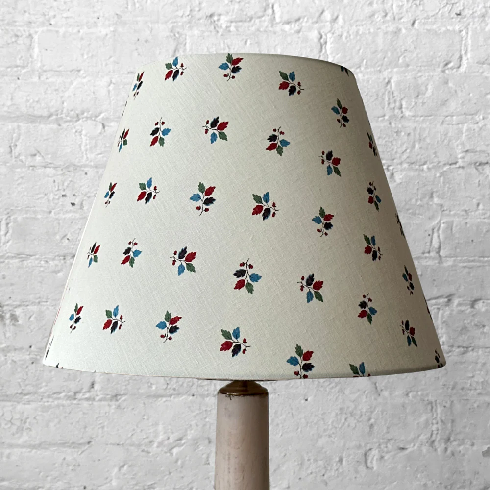 Custom Décors Barbares Lampshade in Feuilles Nina