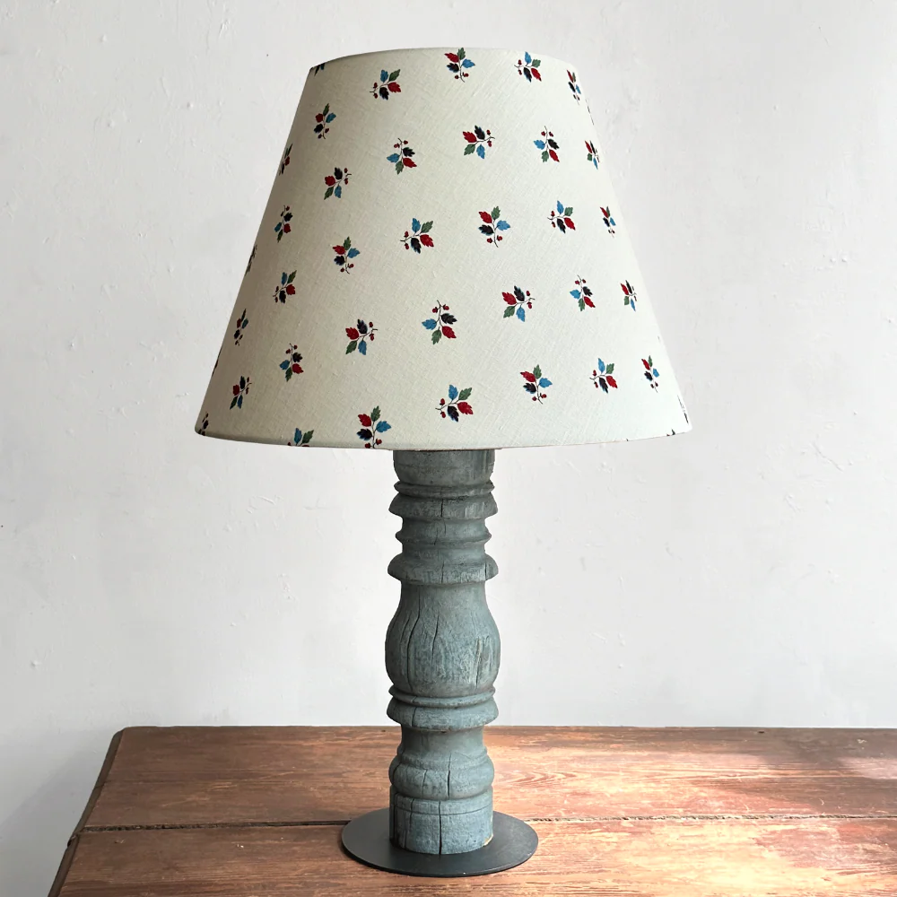 Custom Décors Barbares Lampshade in Feuilles Nina - Image 3