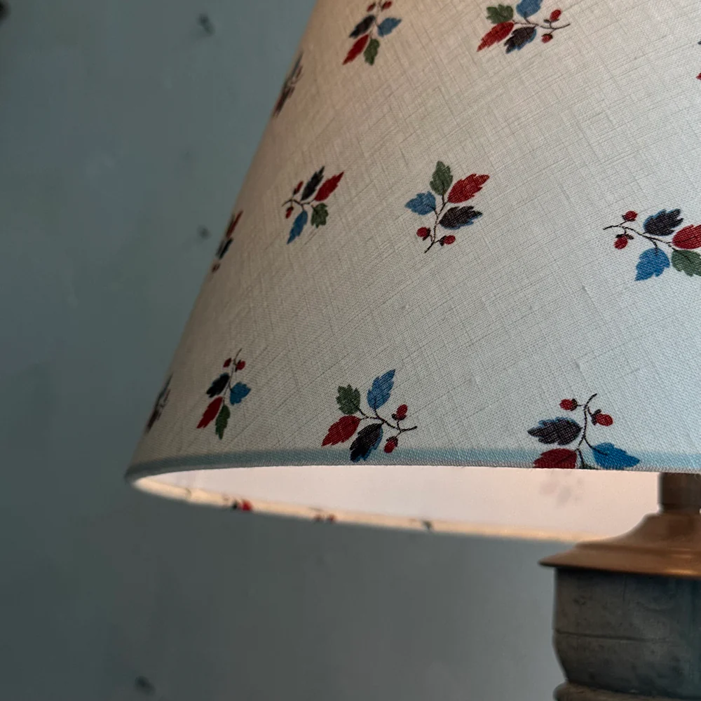 Custom Décors Barbares Lampshade in Feuilles Nina - Image 6