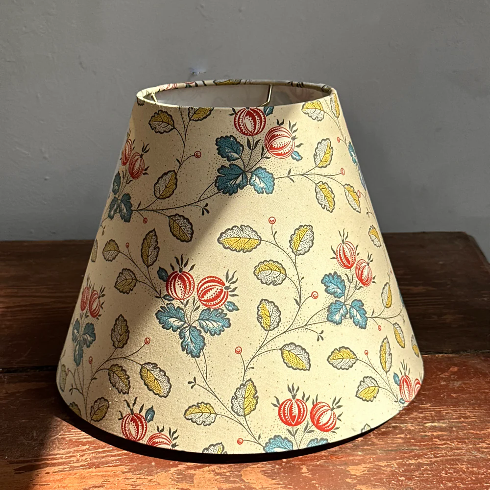 Custom Décors Barbares Lampshade in Les Grosseilles Red & Blue - Image 10