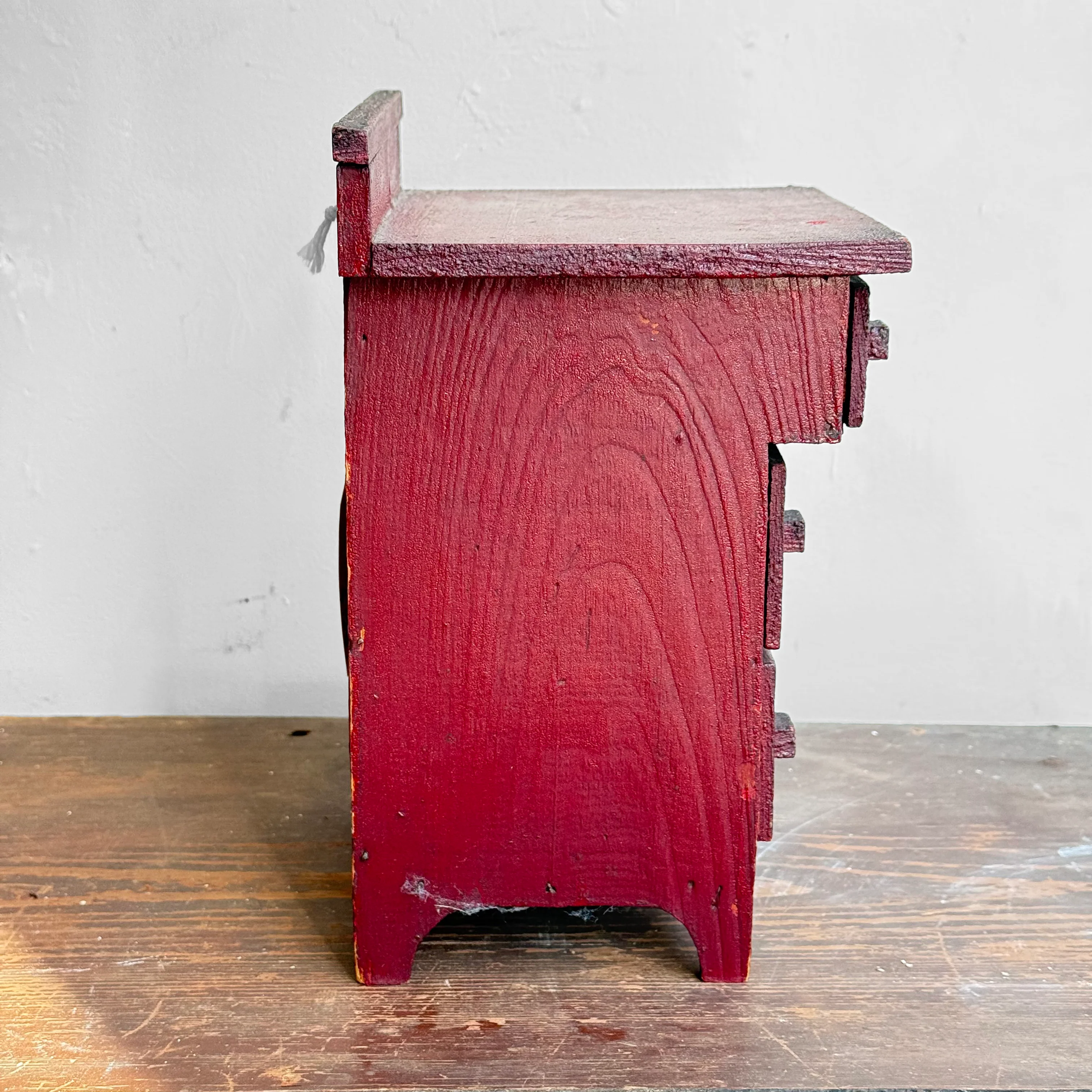 Early 20th-century Red Painted Miniature Doll's Chest - Image 7