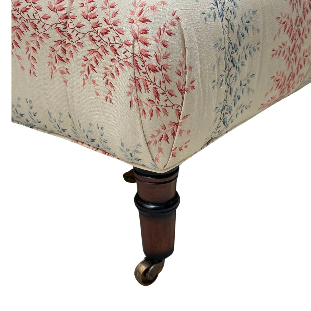 Field Ottoman in Décors Barbares Rayures Datcha Red & Beige Fabric - Image 3