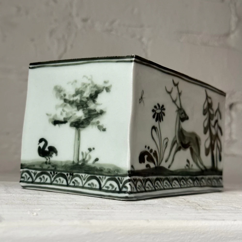Flower Brick Vase with Animals and Striped Rim (BC206) - Image 2