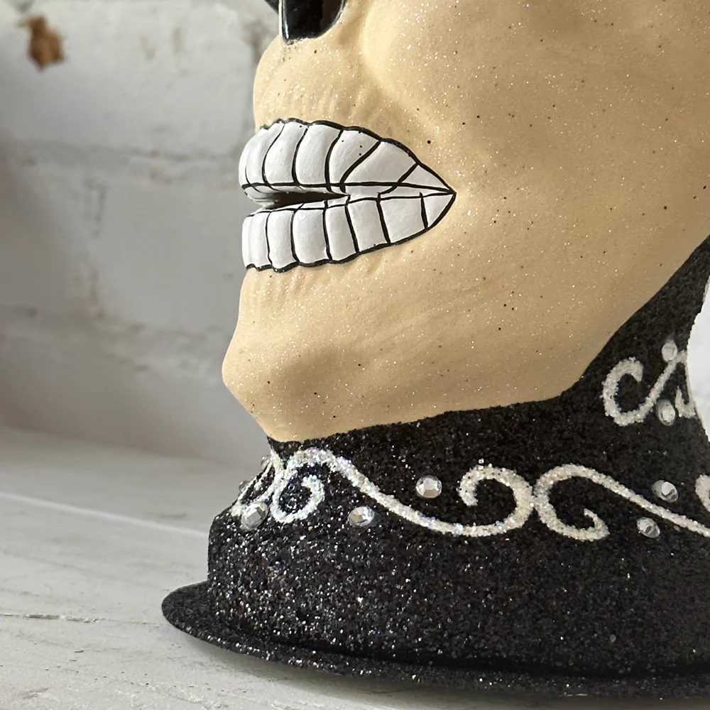 Glitter Skeleton with Hat - Image 2