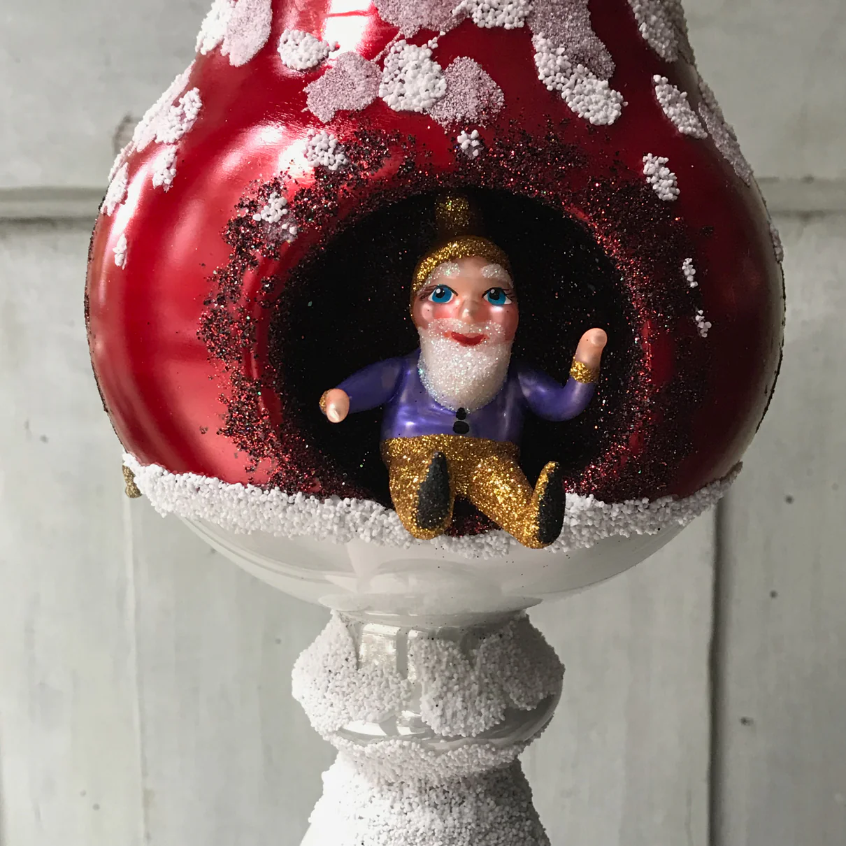 Gnomes in a Mushroom Tree Topper - Image 2