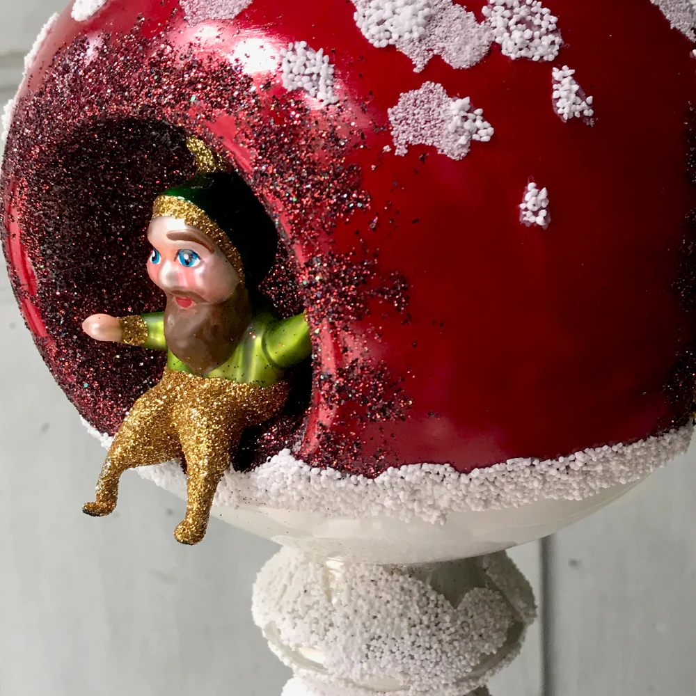Gnomes in a Mushroom Tree Topper - Image 3