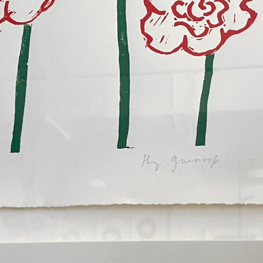 Green and Red Roses - Image 2