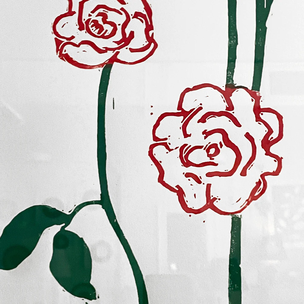 Green and Red Roses - Image 3