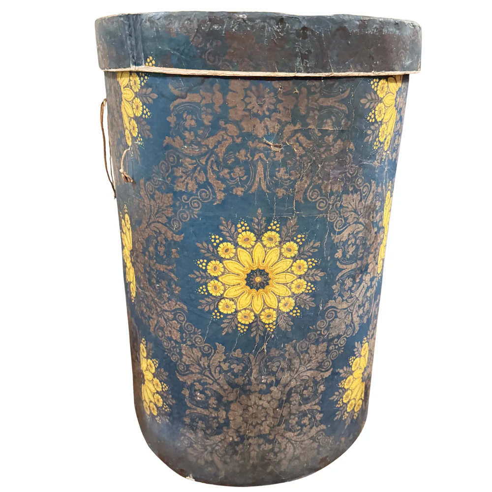Large 19th-century French Papered Hat Box - Image 2