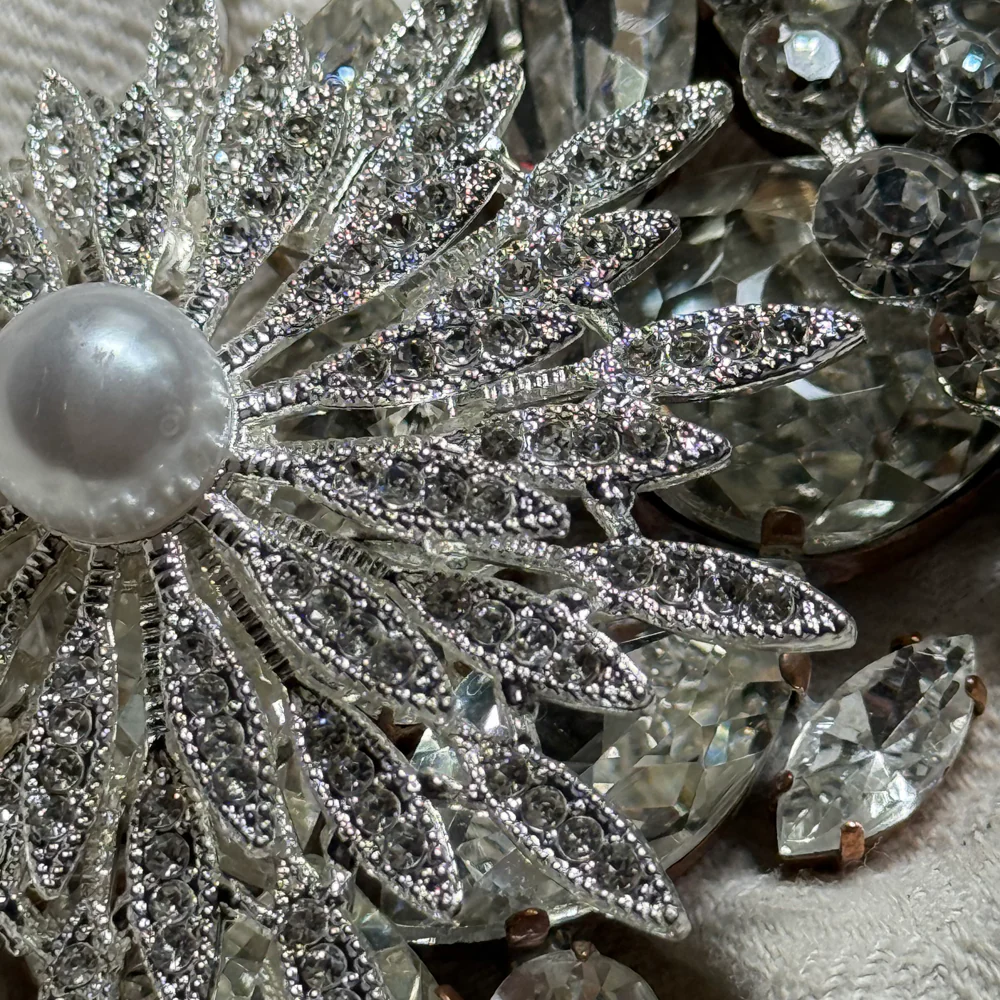 Large Crystal Glass Silver Wreath (2) - Image 5