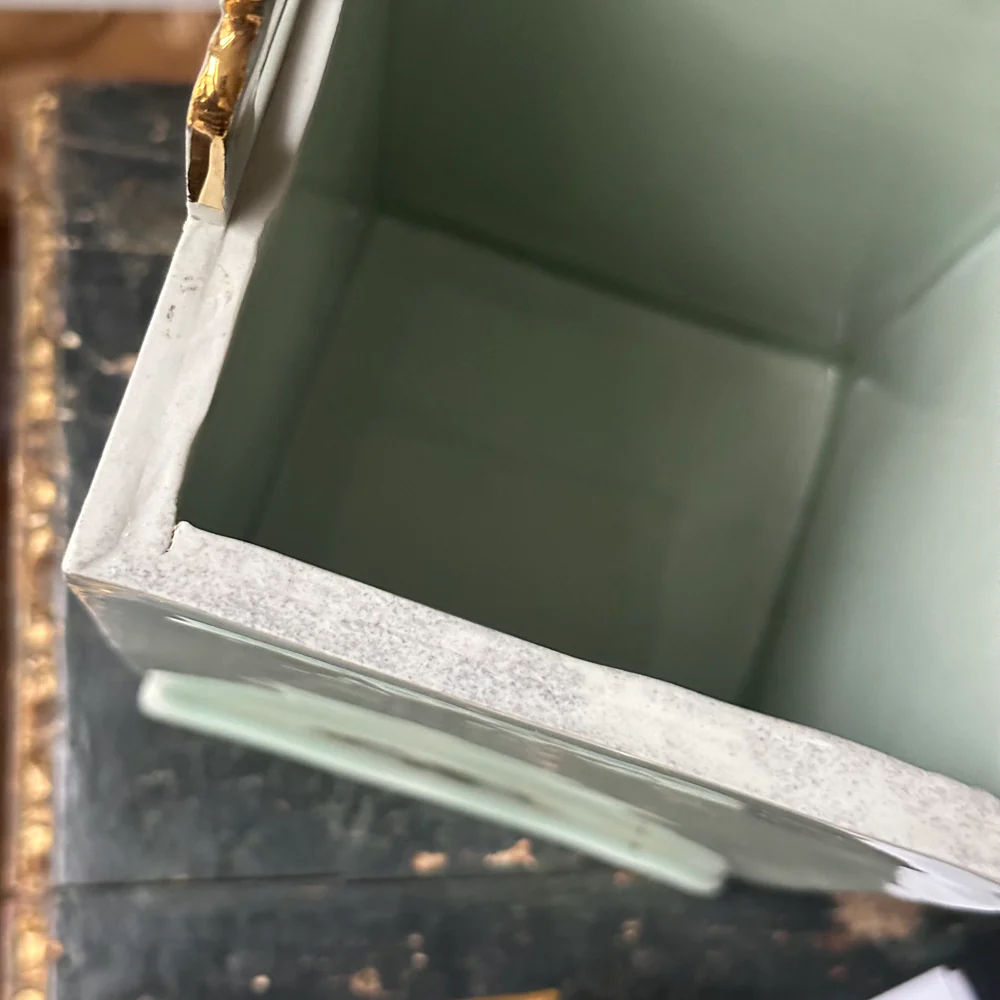 Large Lockbox with Gold Strapwork (BC222) - Image 10