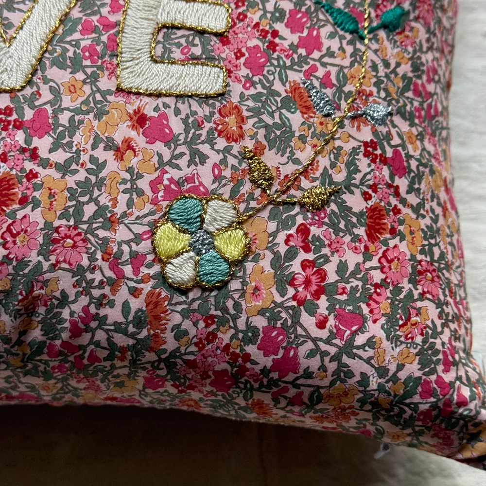 "Love" Embroidered Cushion (CS 09-06) - Image 3