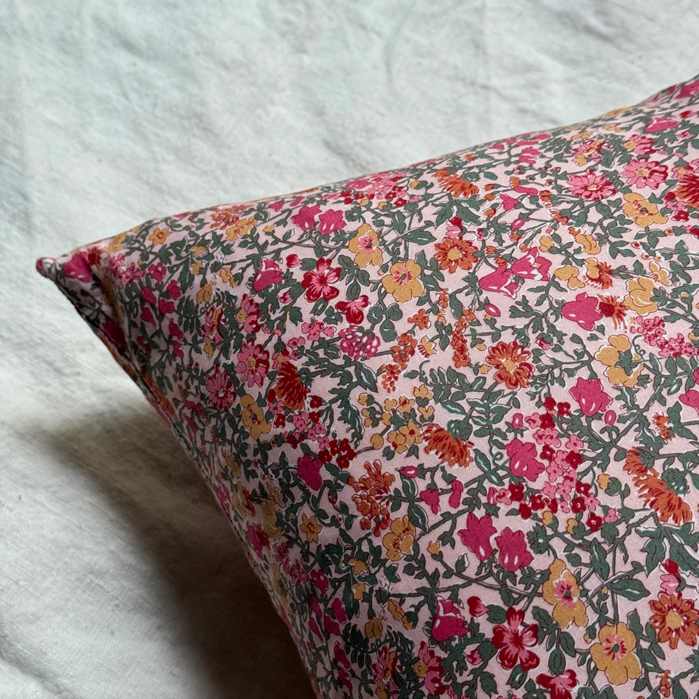 "Love" Embroidered Cushion (CS 09-06) - Image 4