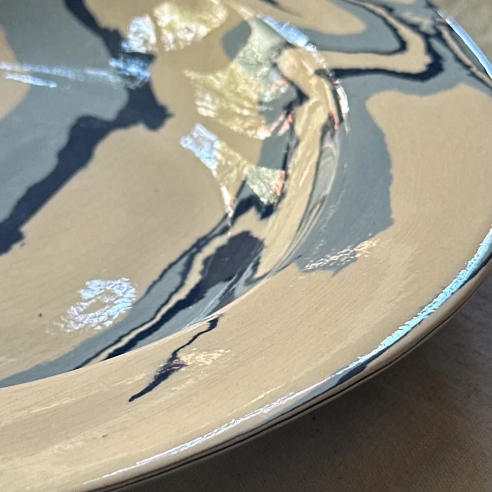 Marbled Deep Presentation Plate in Belle Île (BI #766) - Image 2