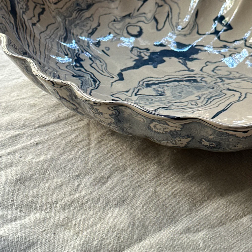 Marbled Portuguese Scalloped Platter in Belle ĂŽle (BI #744) - Image 3