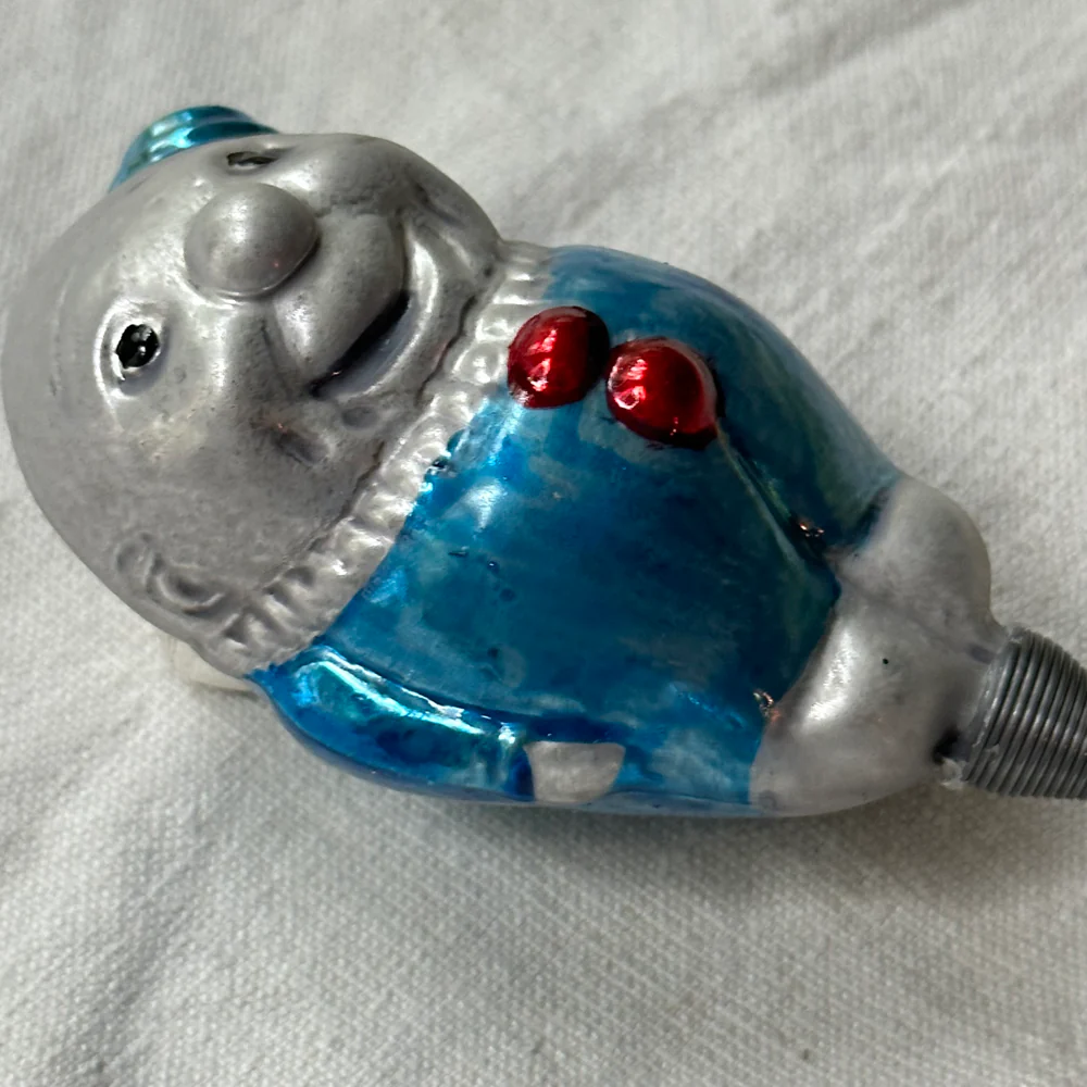 Nostalgic Clip-on Humpty Dumpty Ornament - Image 2