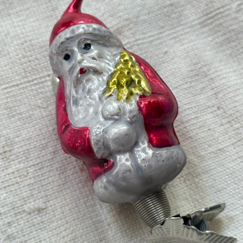 Nostalgic Clip-on Santa with Tree Ornament - Image 2