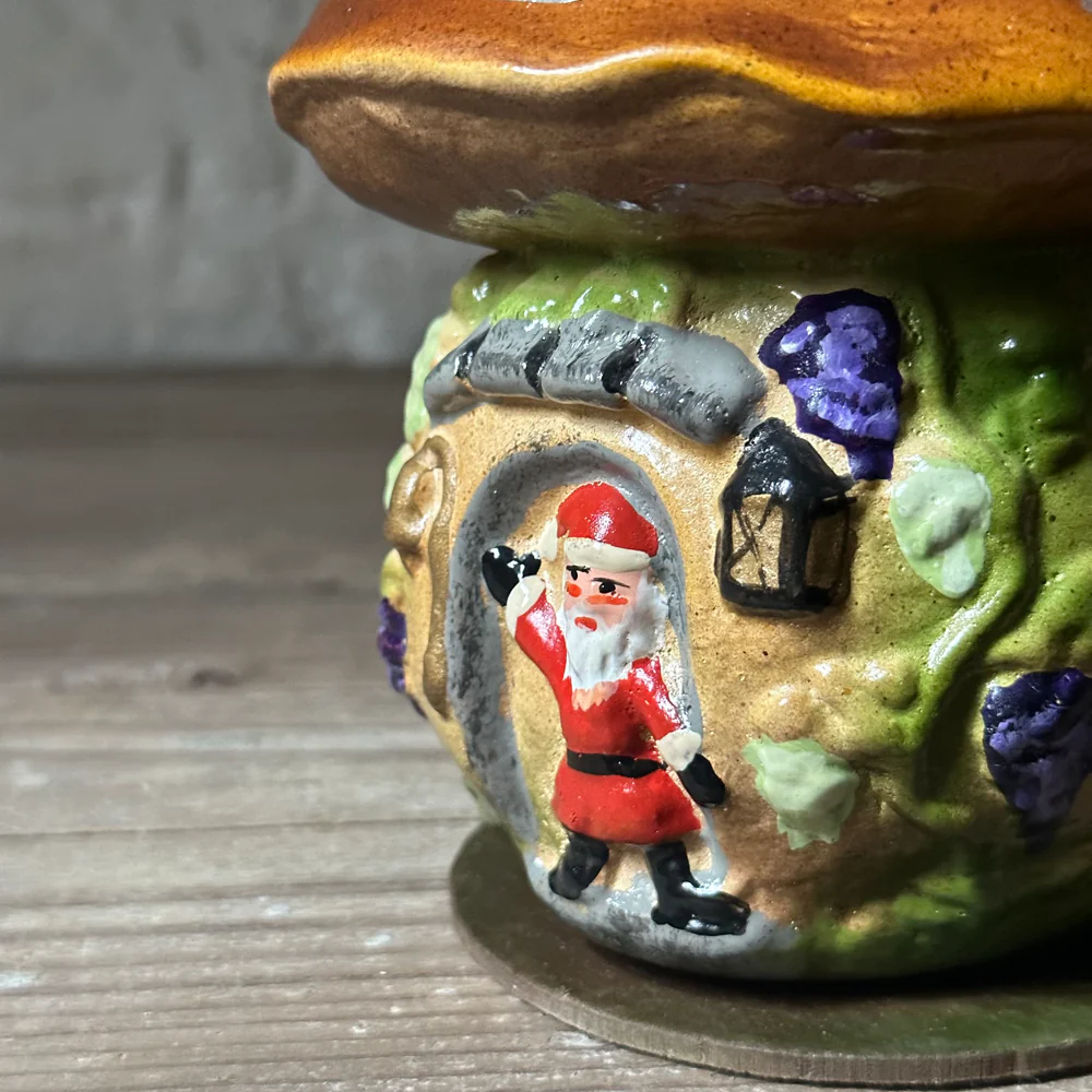 Nostalgic Mushroom Butterfly & Santa Claus  Candy Box - Image 3