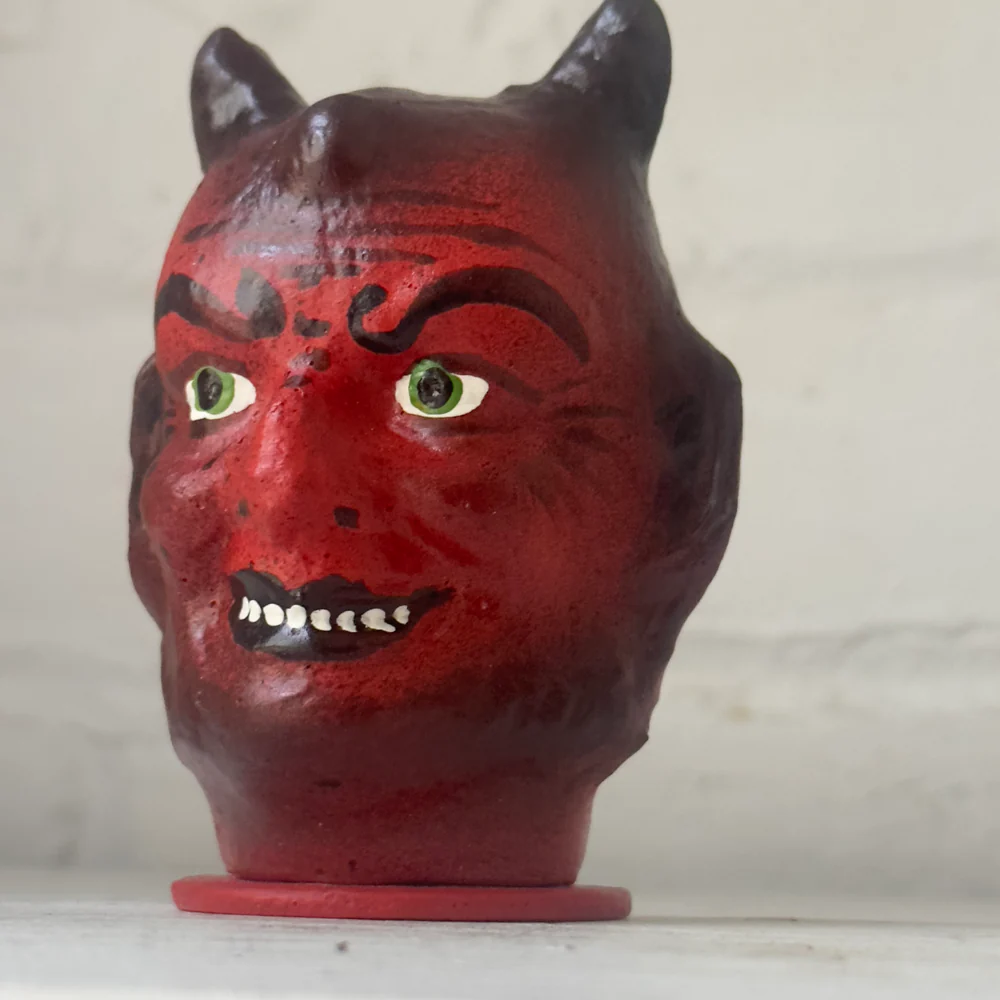 Nostalgic Papier-Mâché Devil Head - Image 2