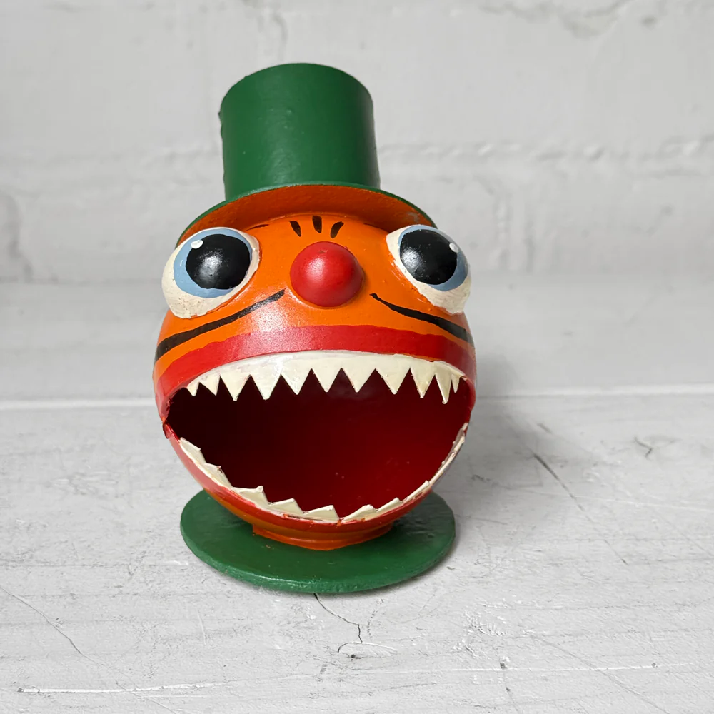 Nostalgic Papier-Mâché Lantern Candy Bucket with Top Hat - Image 2
