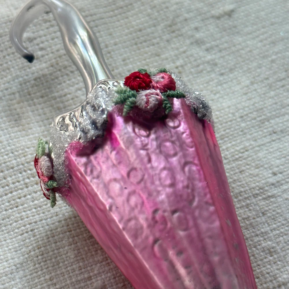 Nostalgic Pink Parasol Ornament - Image 2