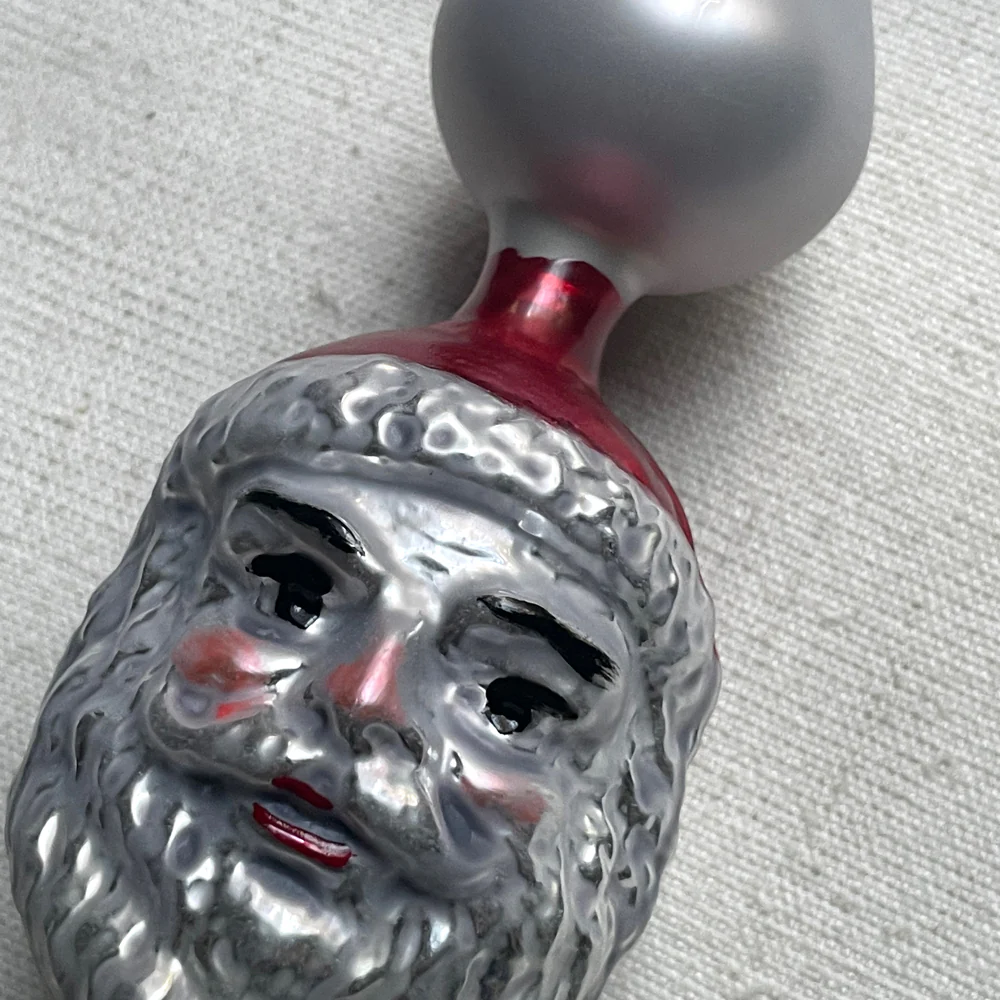 Nostalgic Santa Head Tree Topper - Image 2