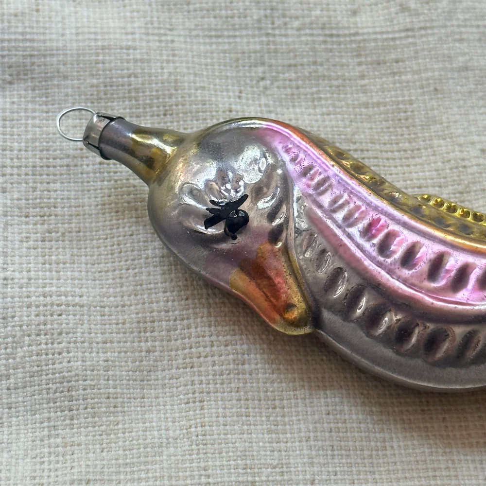 Nostalgic Sea Horse Ornament - Image 2