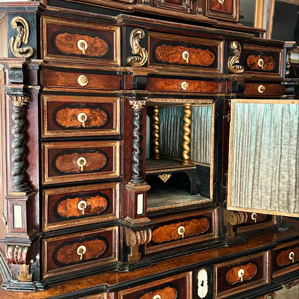 18th Century Ornate Italian Cabinet - Image 7