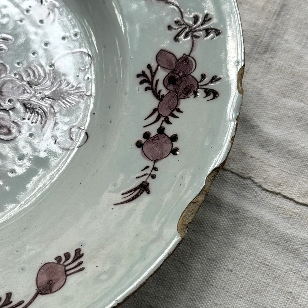 Pair of 18th Century Delft Plates - Image 4