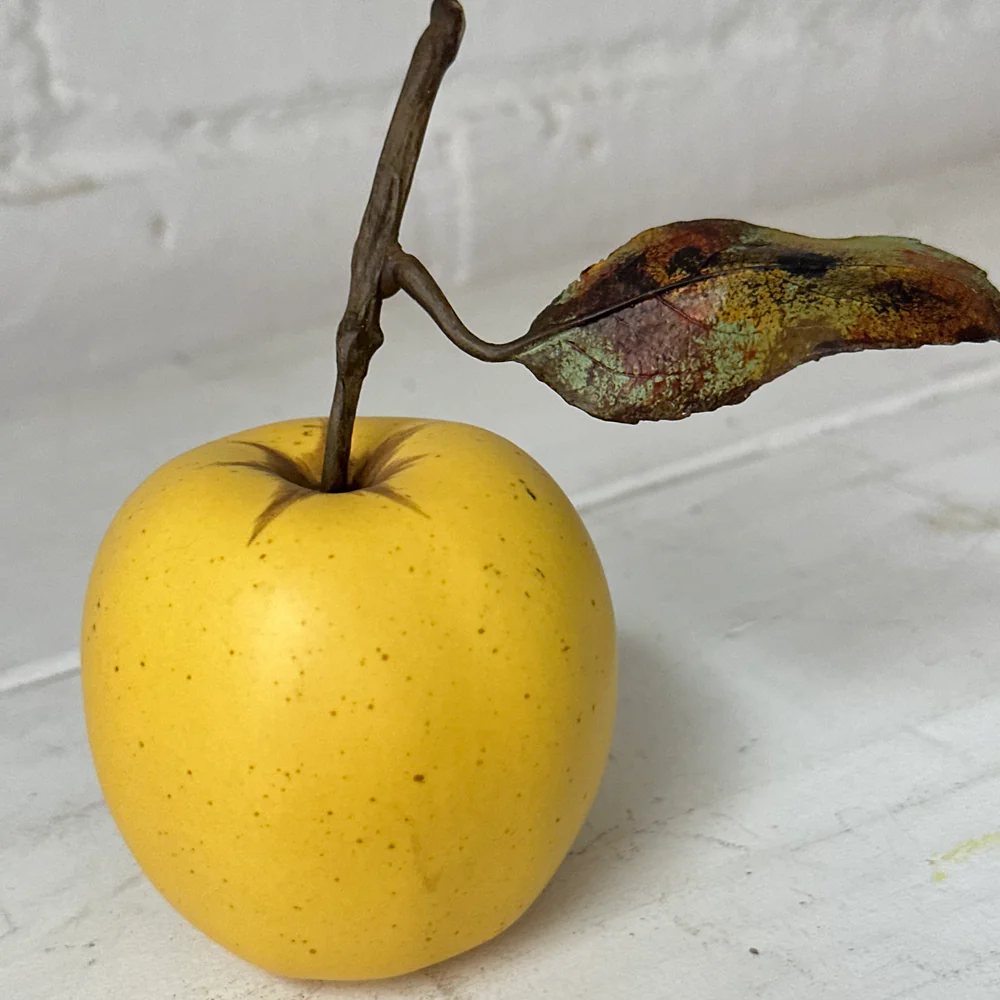 Porcelain Golden Delicious Apple with Leaf - Image 2