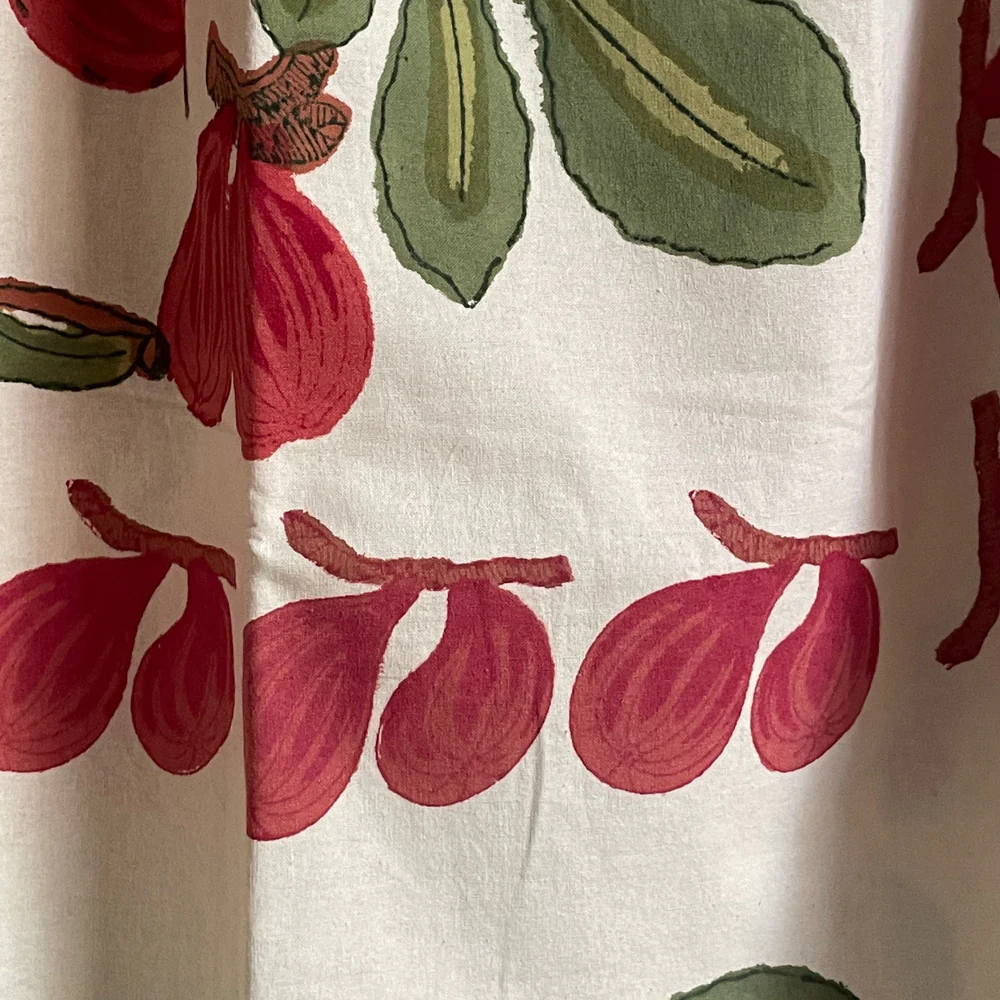 Red Fig French Tablecloth - Image 7