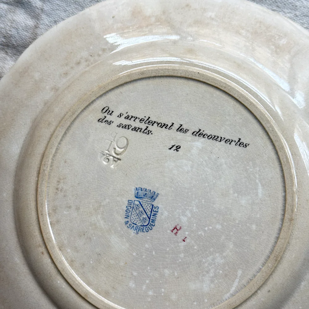 Set of 6 19th‑century French Sarreguemines Talking Plates - Image 3