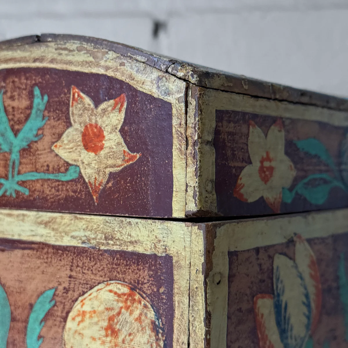 Small 18th-century French Painted Trunk - Image 9