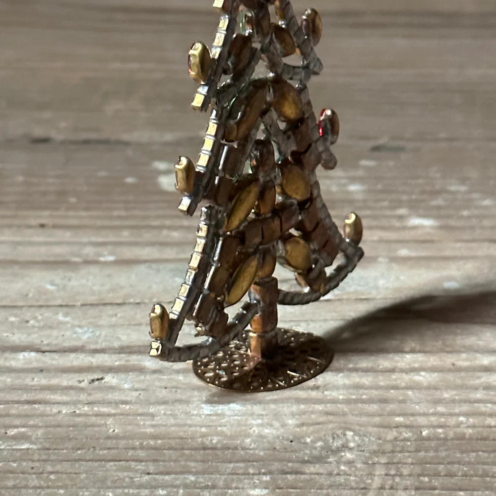 Small Nostalgic Jeweled Red Candles Glass Crystal Tree - Image 3