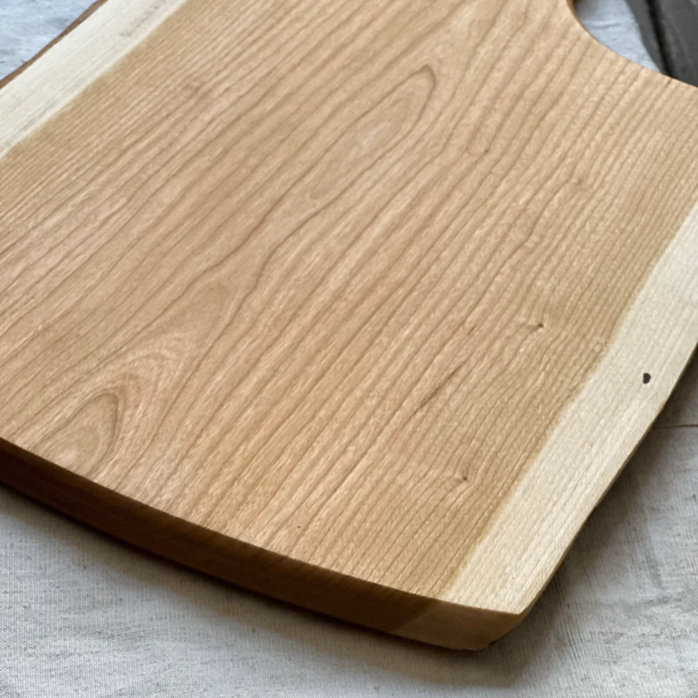 Spencer Peterman 18" Cherry Wood Cutting Board with Handle (SP-16) - Image 4