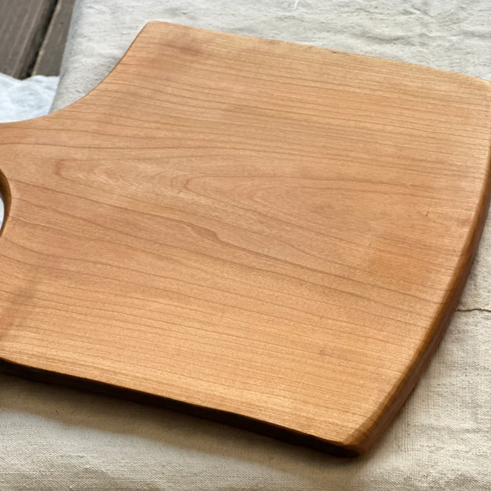Spencer Peterman 15" Cherry Wood Cutting Board with Handle (SP-21) - Image 3