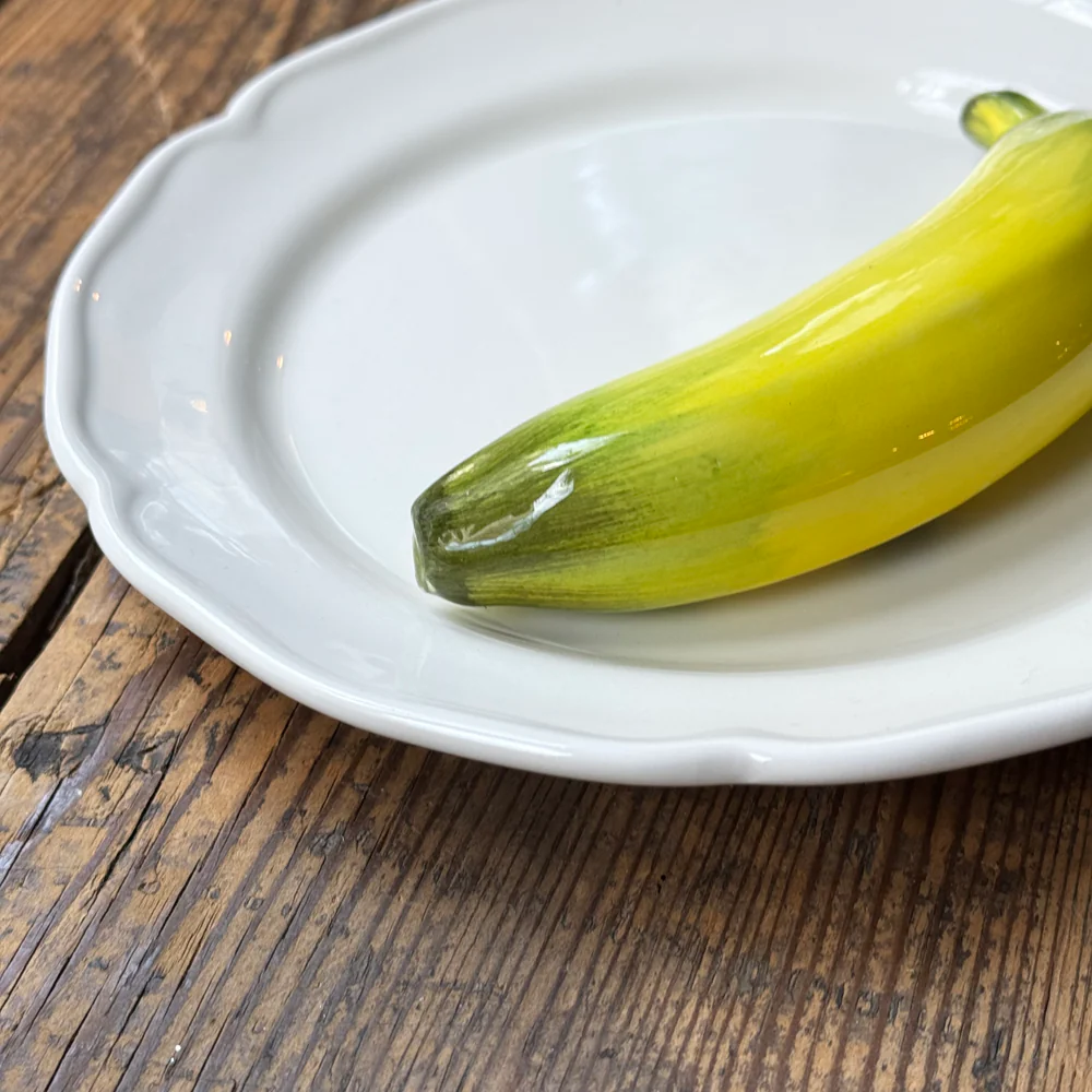 Trompe L'oeil Banana Plate with Wavy Rim - Image 3