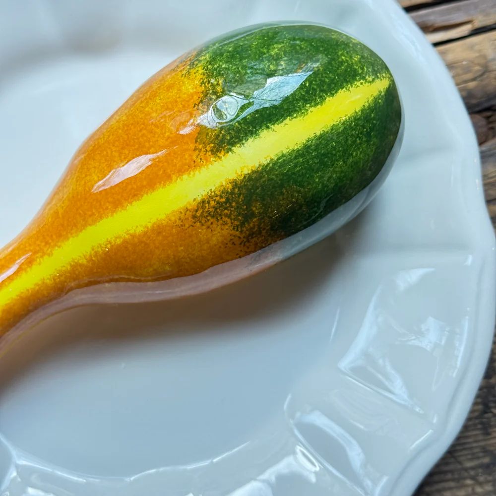 Trompe L'oeil Gourd Plate with Fluted Rim - Image 3