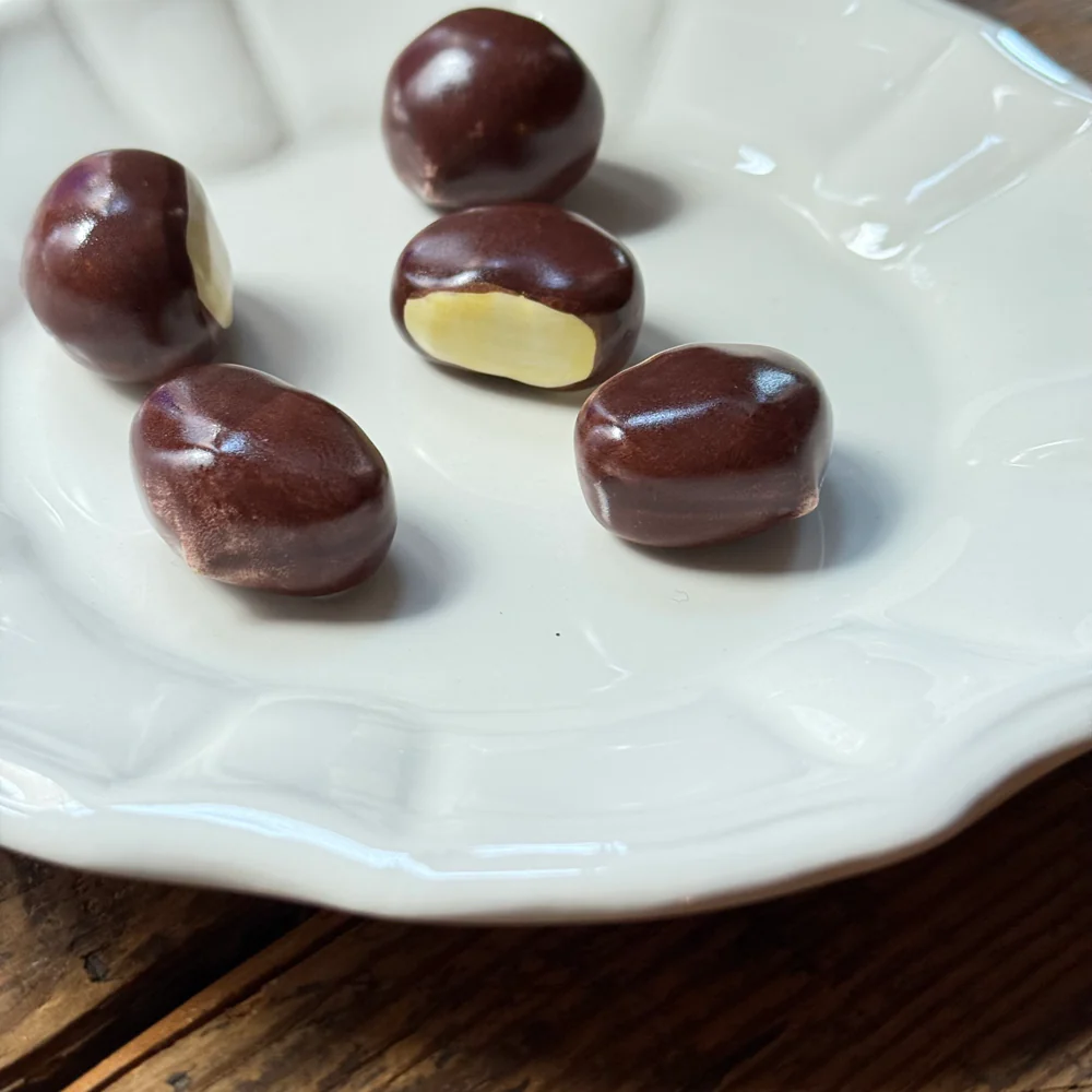 Trompe L'oeil Hazelnut Plate with Fluted Rim - Image 2