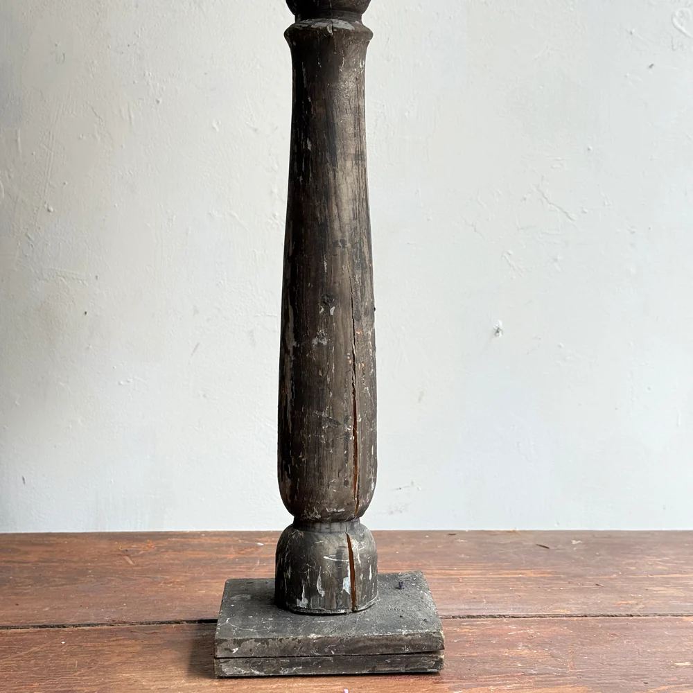 Vintage Birdhouse on Stand (A) - Image 3