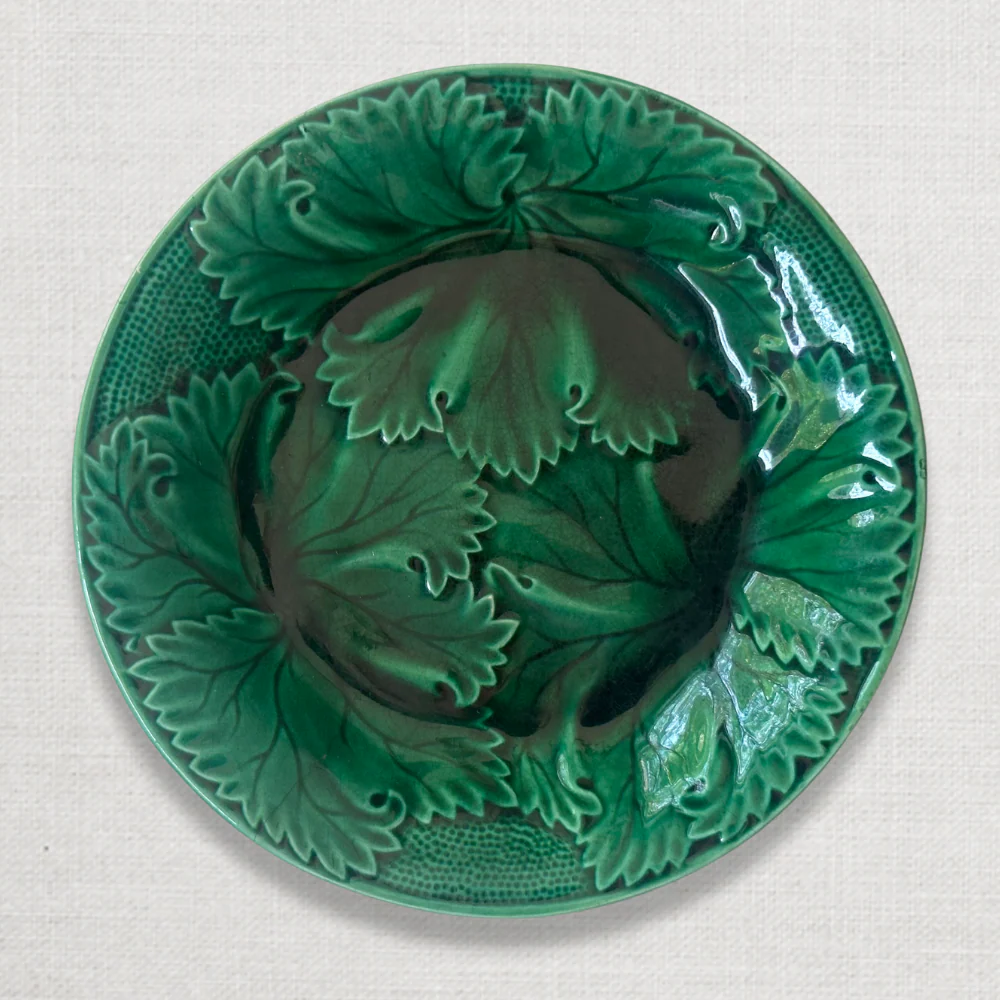 Vintage Gien French Majolica Basket Weave Plate with Leaves (M06)