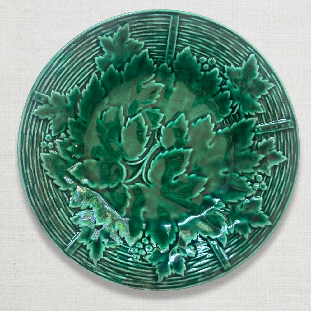Vintage Gien French Majolica Basket Weave Plate with Leaves (M07)