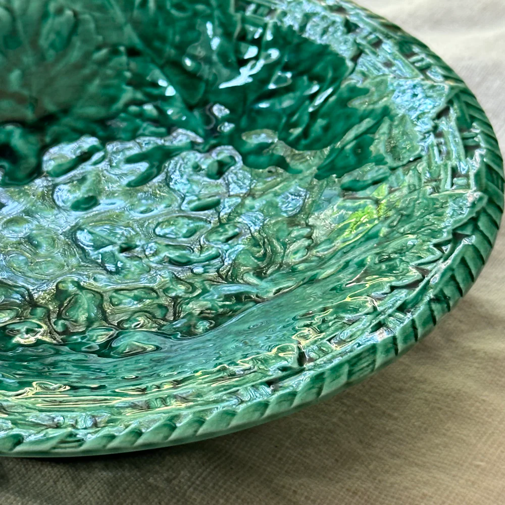 Vintage Majolica Leaf Pedestal Compote (M13) - Image 3
