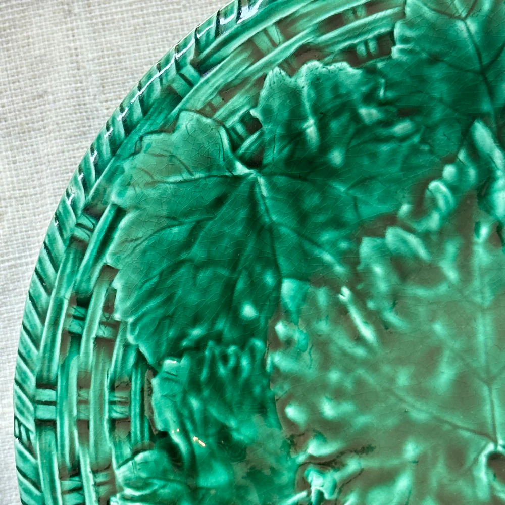 Vintage Majolica Leaf Pedestal Compote (M14) - Image 4